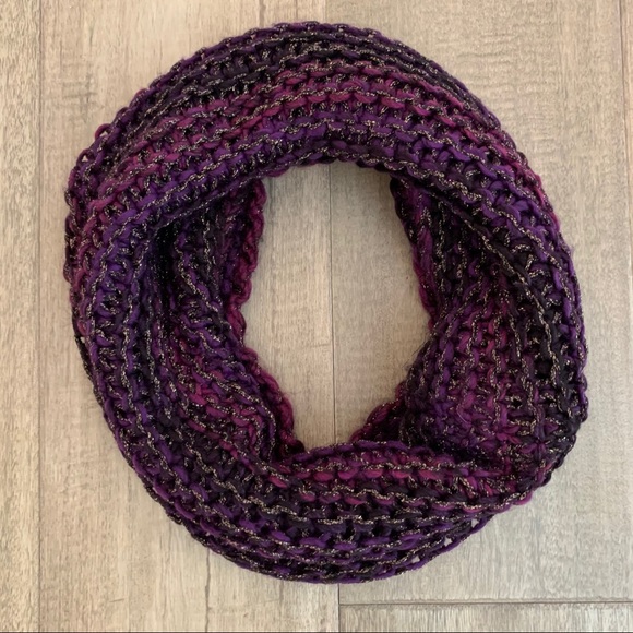 Steve Madden Accessories - Steve Madden Cowl Scarf